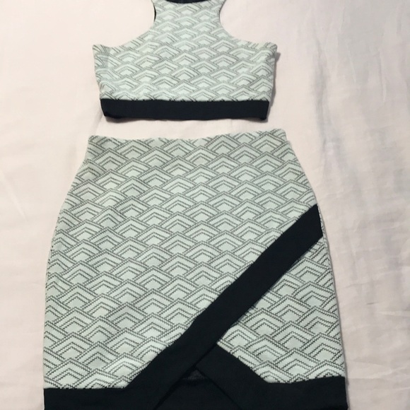 Two piece set, only worn once - Picture 1 of 4